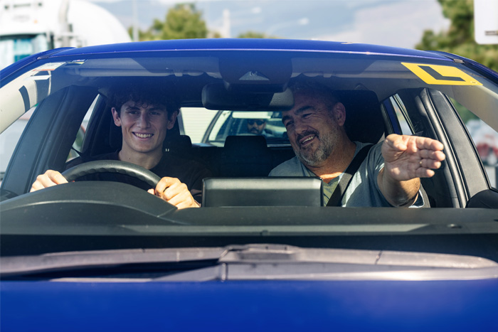 banner coaching in car